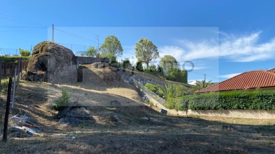 Terreno para Venda em Urgezes