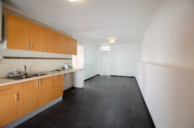 Moradia T2 para Arrendamento em Porto Salvo Foto 14