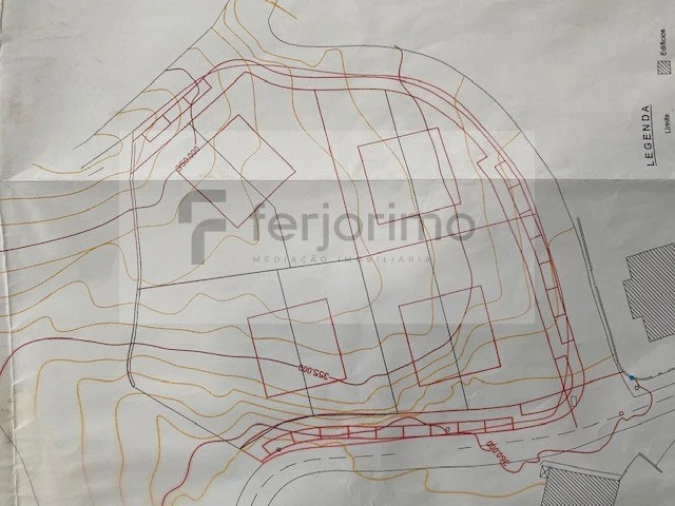 Terreno para Venda em Tabuadelo e São Faustino Foto 1