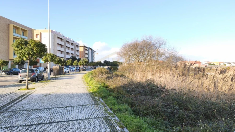 Terreno para Venda em Aver-O-Mar, Amorim e Terroso