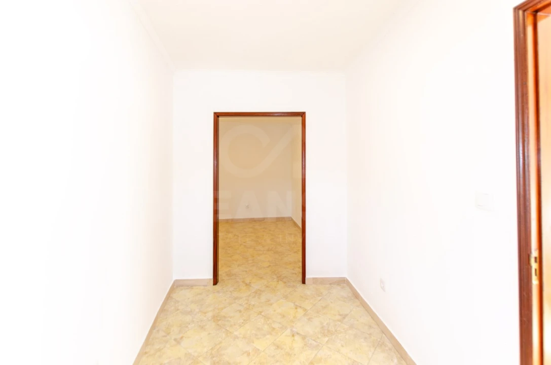 Quinta T1 para Arrendamento em Porto Salvo Foto 10