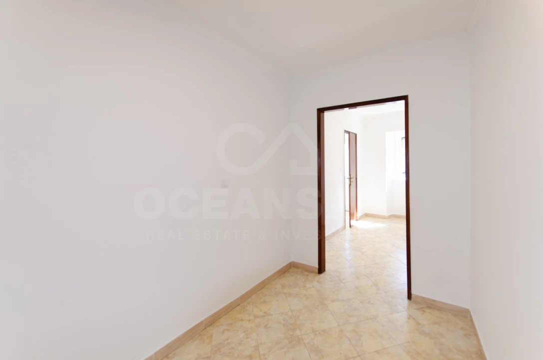 Quinta T1 para Arrendamento em Porto Salvo Foto 15