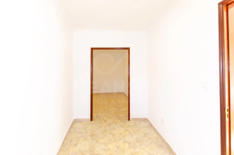 Quinta T1 para Arrendamento em Porto Salvo Foto 10