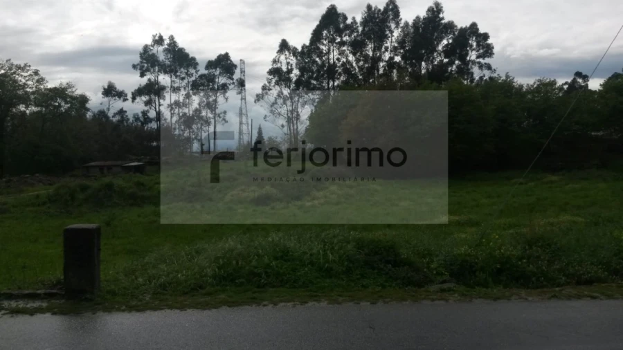Terreno para Venda em Atães e Rendufe Foto 4