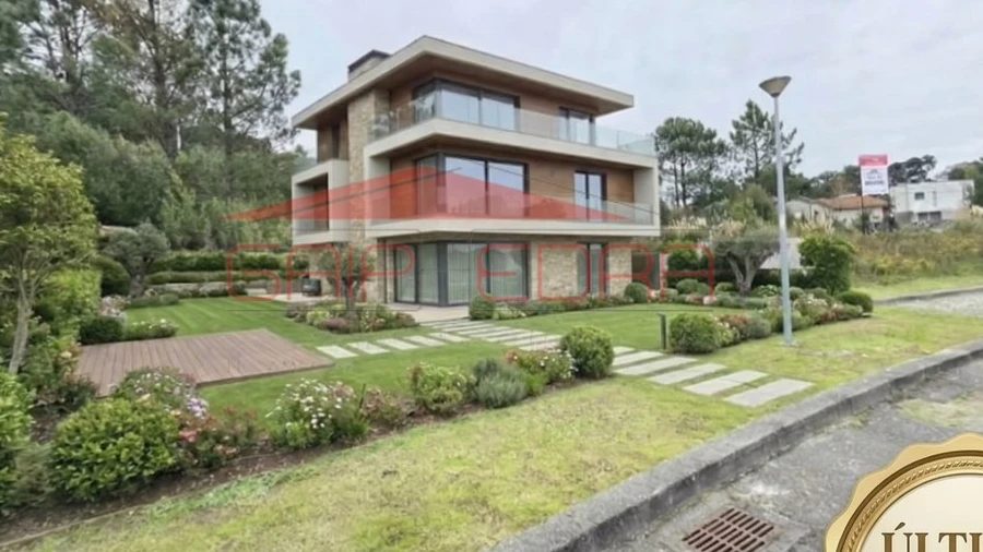 Terreno para Venda em Mozelos