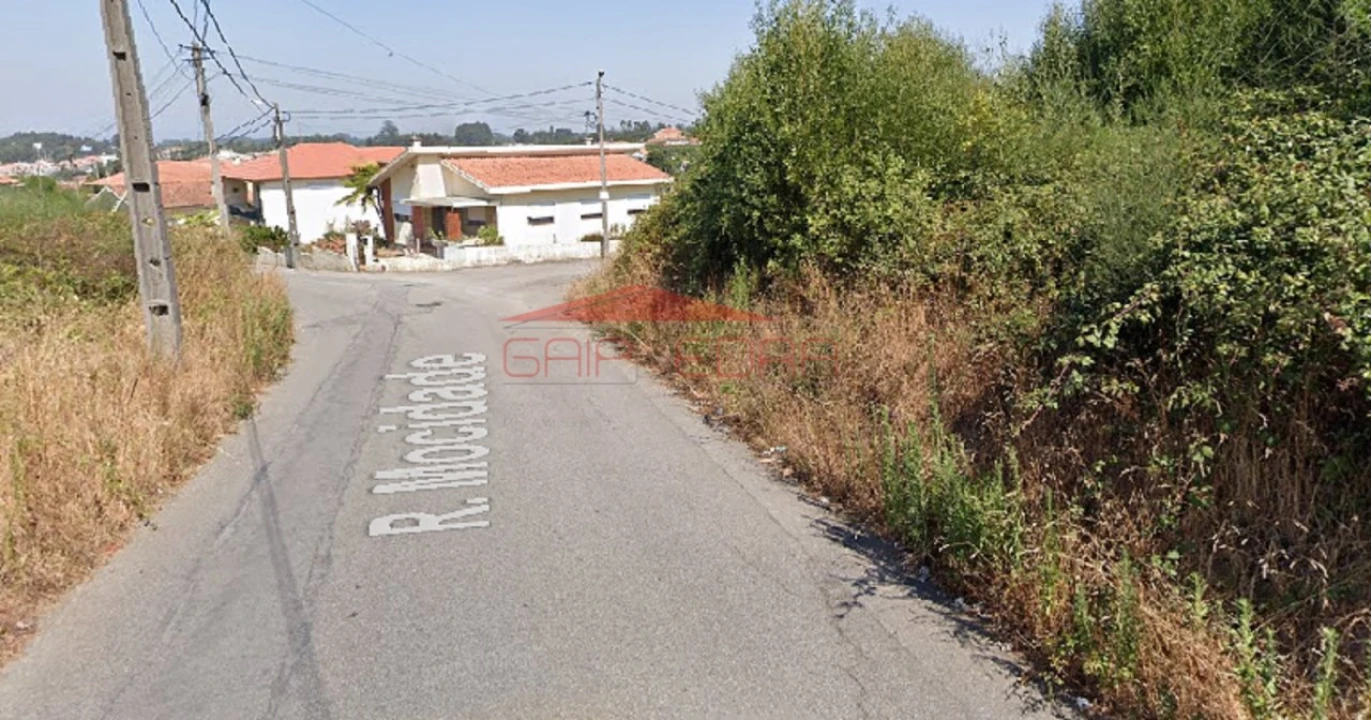 Terreno para Venda em Nogueira da Regedoura Foto 3