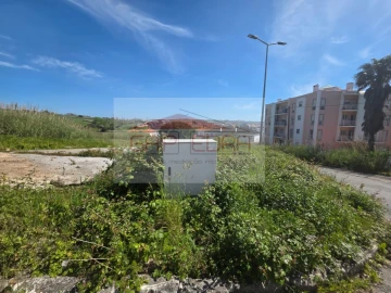 Terreno para Venda em Lourinhã e Atalaia