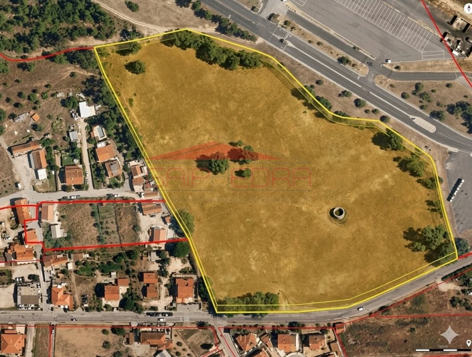 Terreno para Venda em Setubal (São Sebastião) Foto 2
