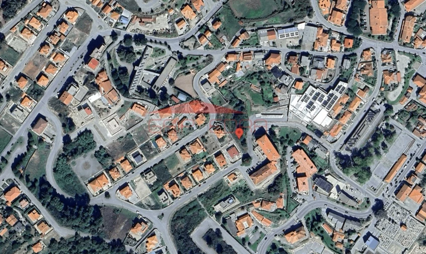 Terreno para Venda em Campelo e Ovil Foto 3