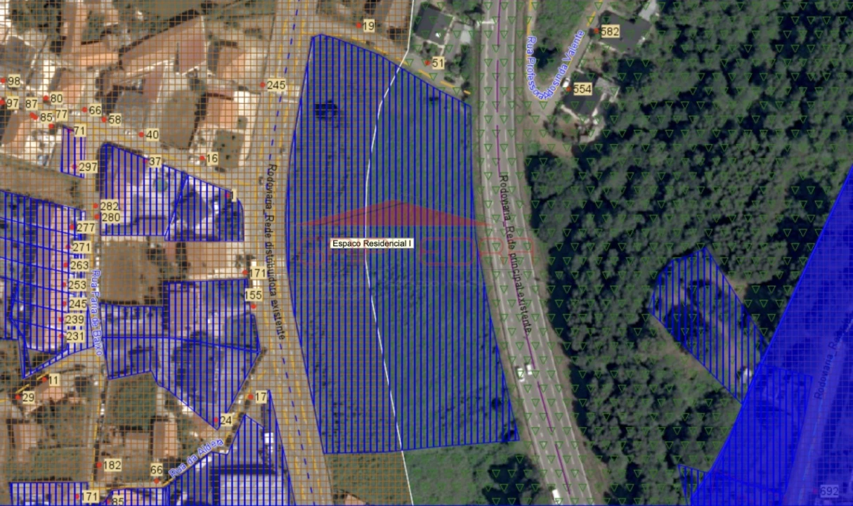 Terreno para Venda em Vila de Cucujães Foto 8