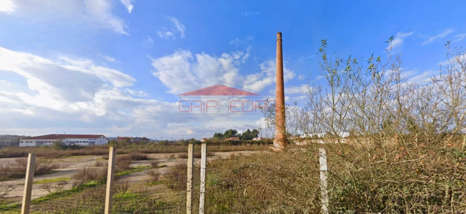 Terreno para Venda em Barrô e Aguada de Baixo Foto 3