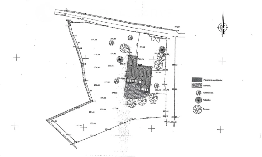 Terreno para Venda em Santa Barbara de Nexe Foto 3