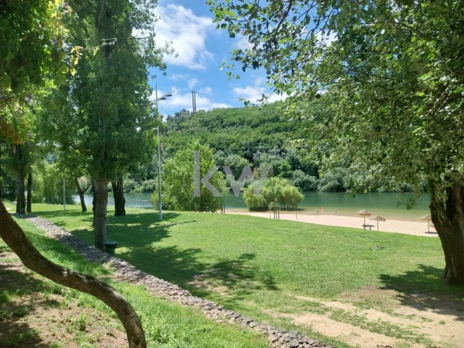 Terreno para Venda em Constancia