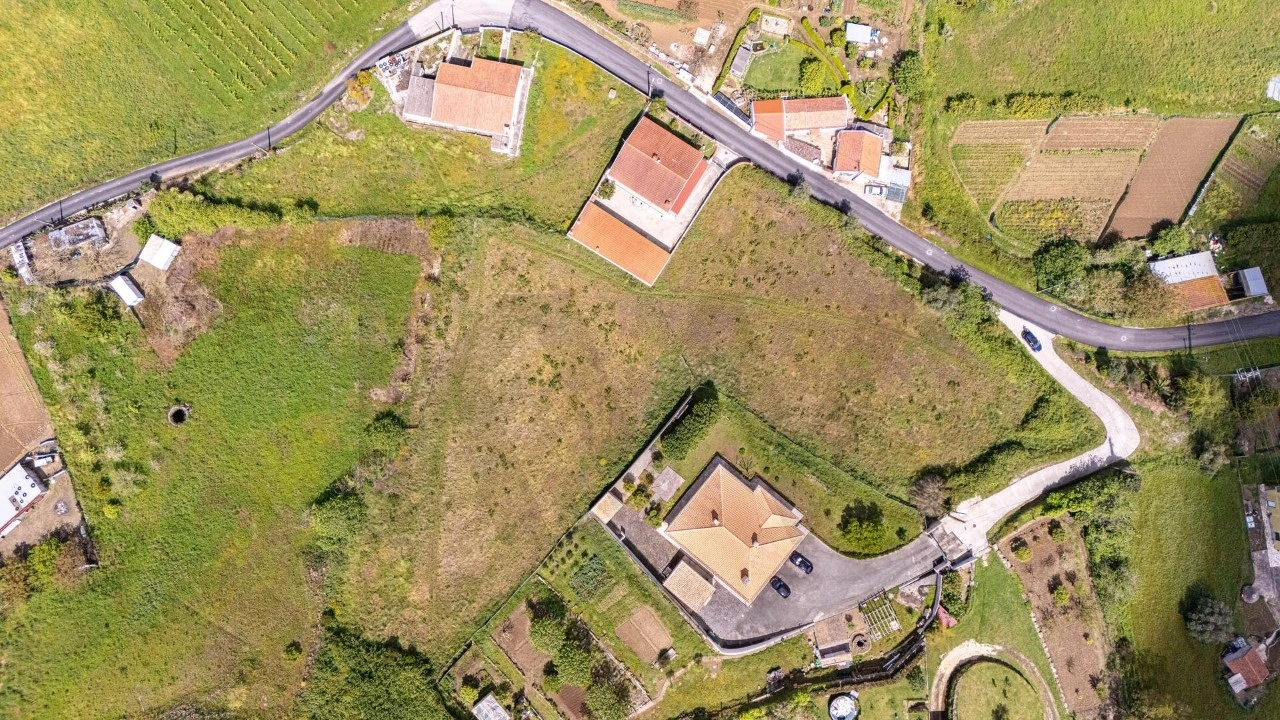 Terreno para Venda em Santo Quintino Foto 17