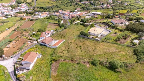 Terreno para Venda em Santo Quintino