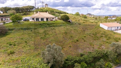 Terreno para Venda em Santo Quintino