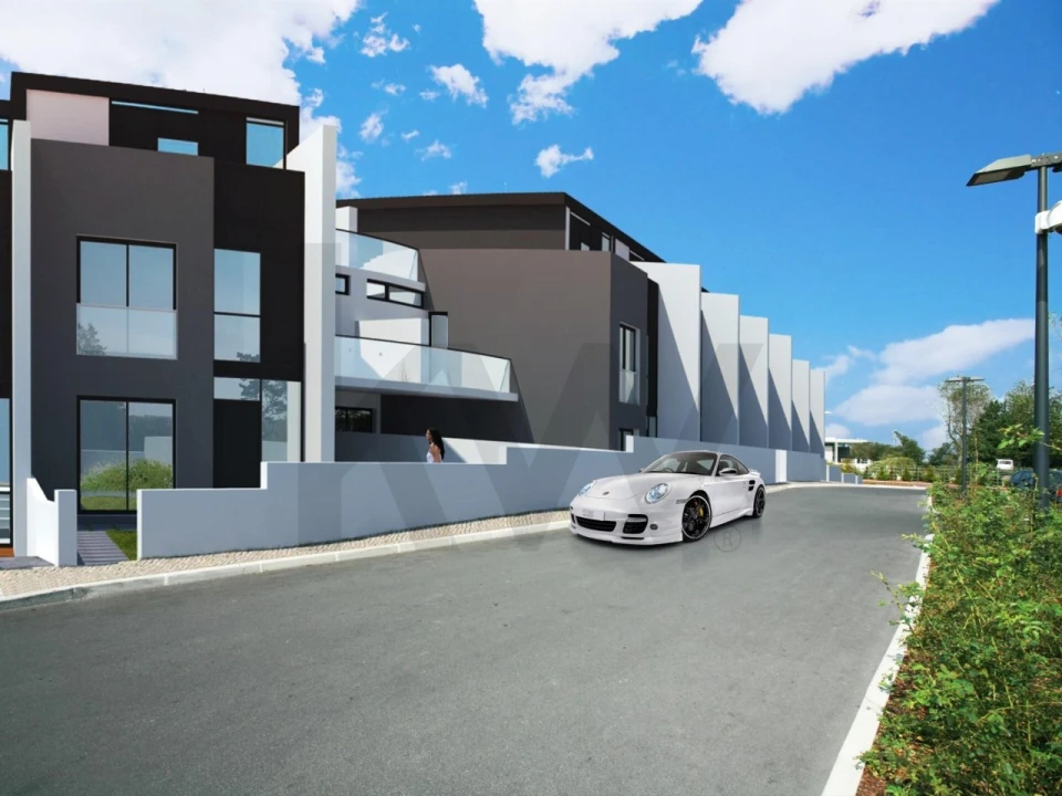 Terreno para Venda em Carcavelos e Parede Foto 2