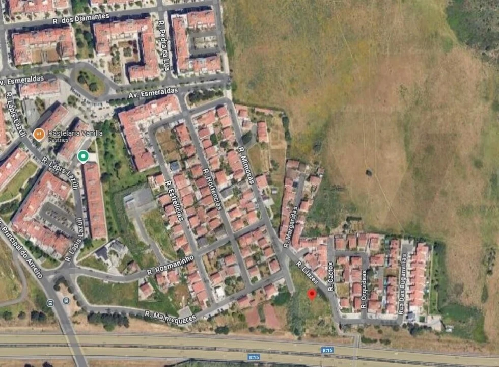 Terreno para Venda em Carcavelos e Parede Foto 13