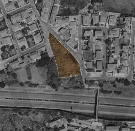 Terreno para Venda em Carcavelos e Parede