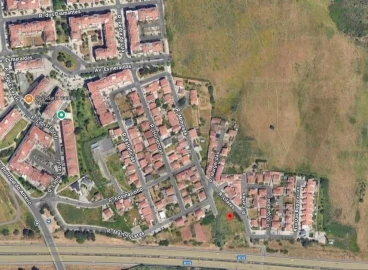 Terreno para Venda em Carcavelos e Parede