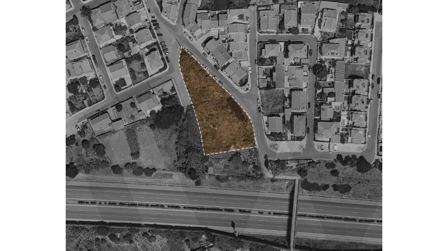 Terreno para Venda em Carcavelos e Parede