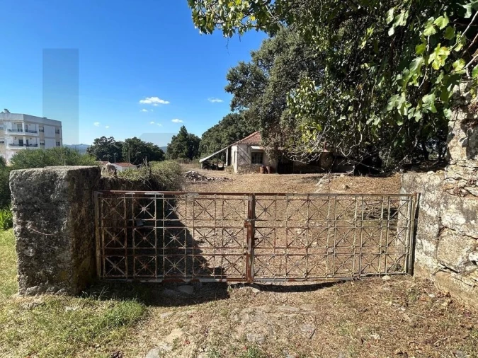 Terreno para Venda em Pedrogão Grande Foto 2