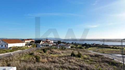 Terreno para Venda em Alto do Seixalinho, Santo André e Verderena