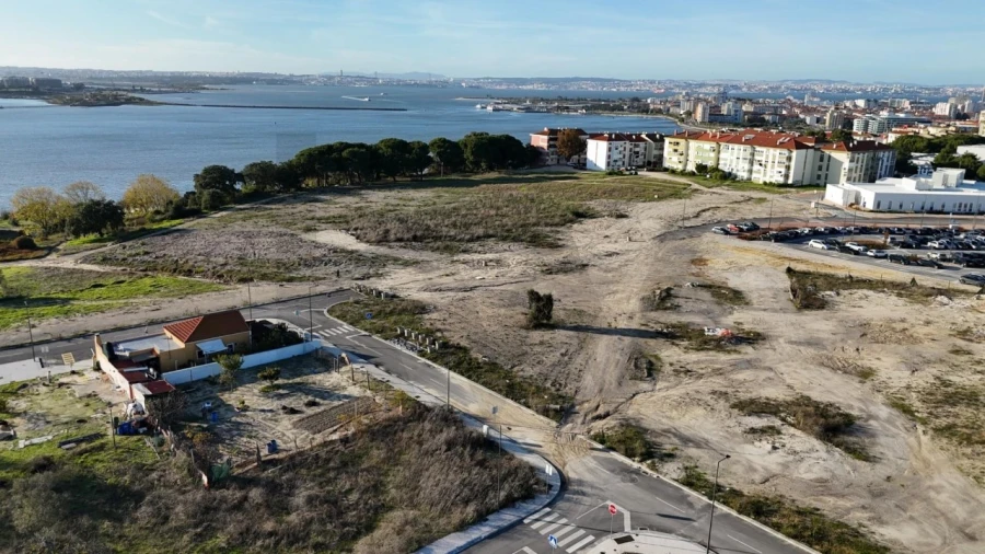 Terreno para Venda em Alto do Seixalinho, Santo André e Verderena Foto 11
