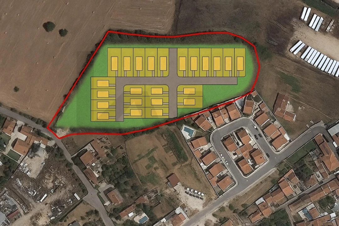Terreno para Venda em Carregado e Cadafais Foto 2