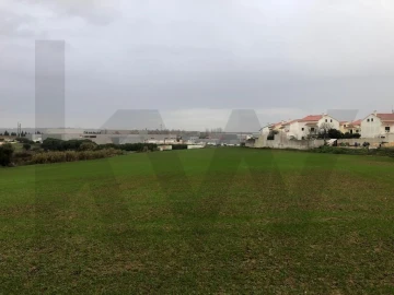 Terreno para Venda em Carregado e Cadafais