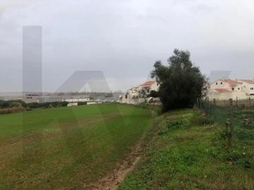 Terreno para Venda em Carregado e Cadafais