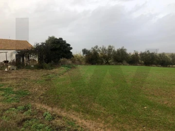Terreno para Venda em Carregado e Cadafais