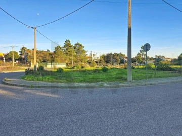 Terreno para Venda em Corroios