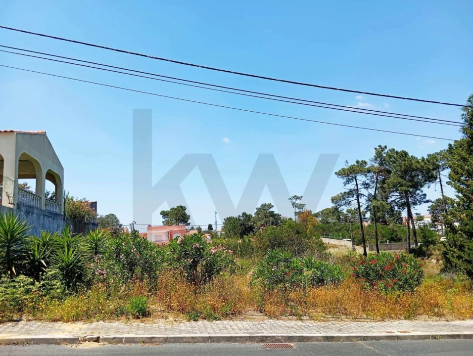 Terreno para Venda em Corroios Foto 1
