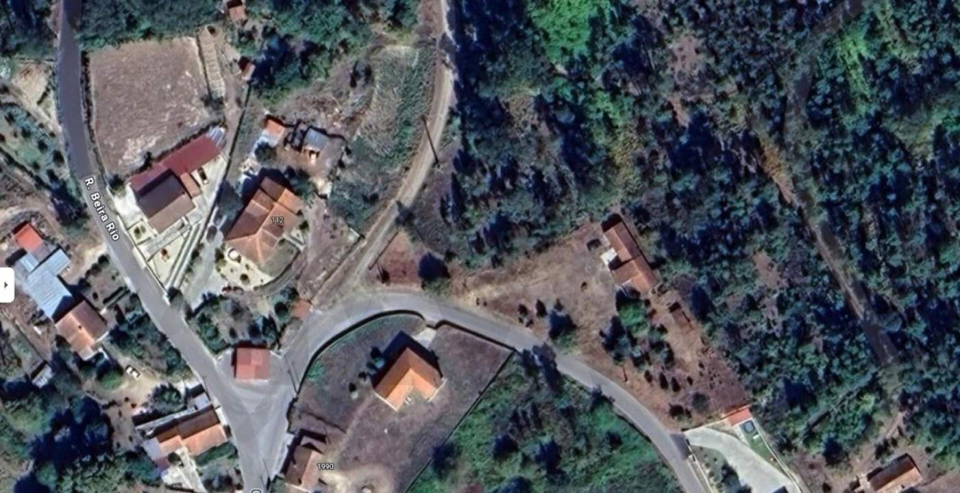 Terreno para Venda em Carvalhais e Candal Foto 8