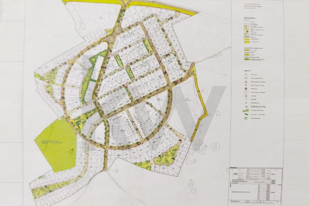 Terreno para Venda em Budens Foto 4