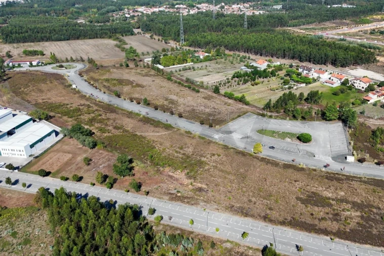 Terreno para Venda em Famalicão Foto 7