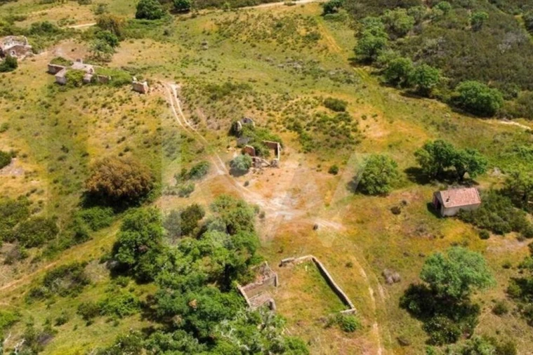 Terreno para Venda em Santiago do Cacém, Santa Cruz e São Bartolomeu da Serra Foto 2