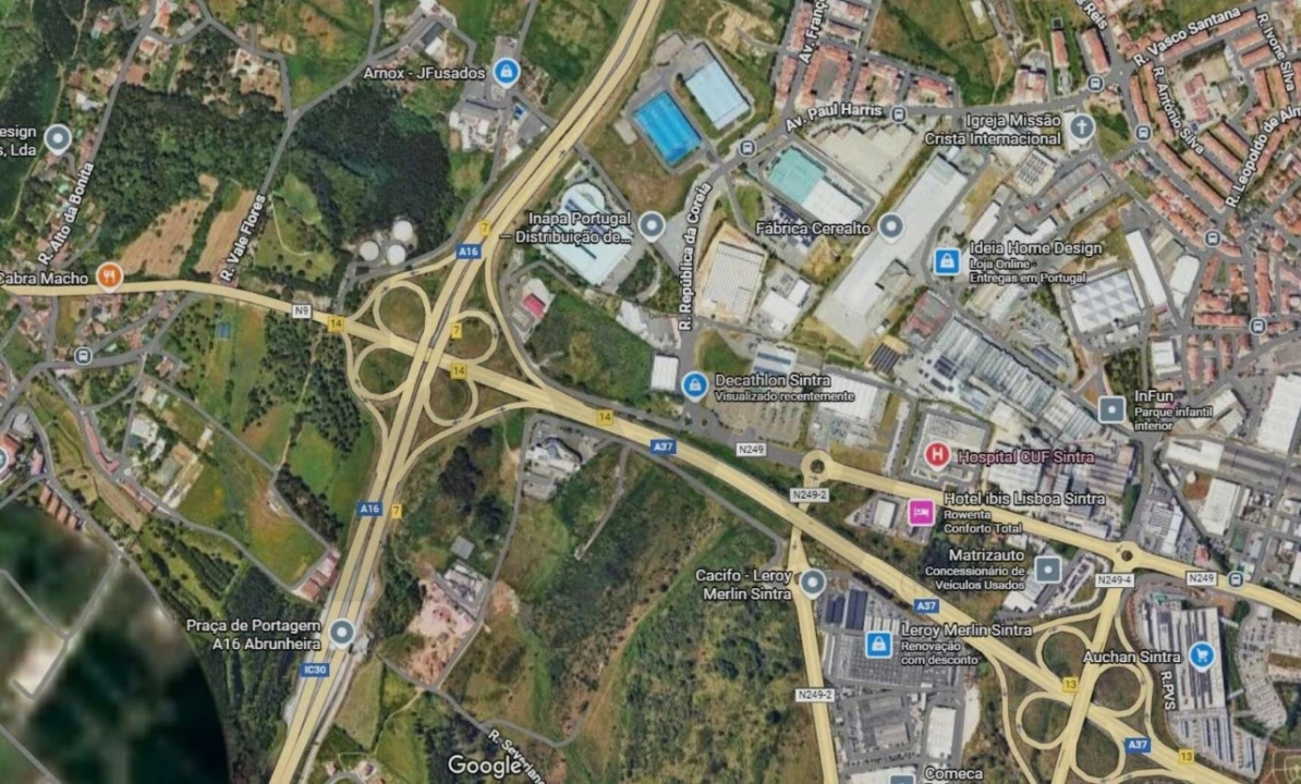 Terreno para Venda em Agualva e Mira-Sintra Foto 1