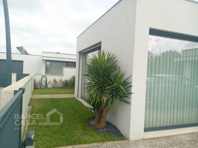 Moradia T3 para Venda em Tamel (São Verissimo) Foto 23