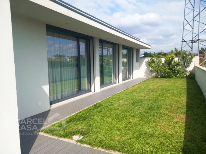 Moradia T3 para Venda em Tamel (São Verissimo) Foto 26