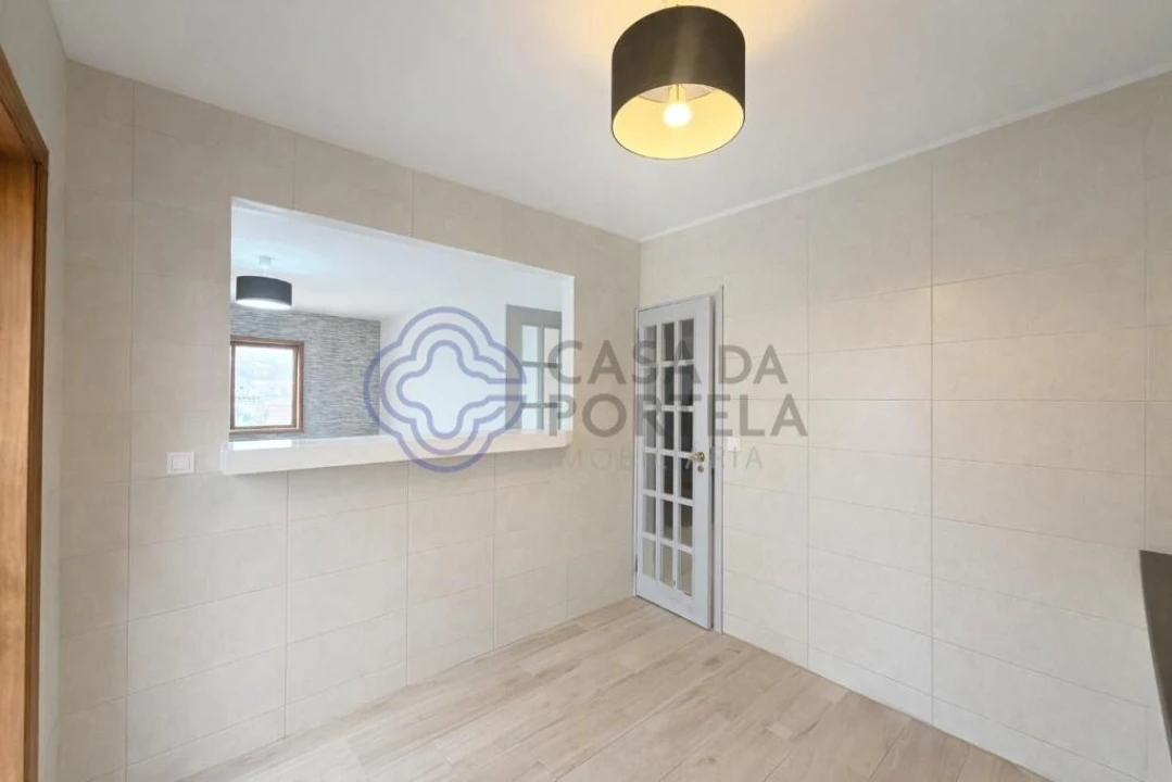 Apartamento T2 para Venda em Valongo Foto 4