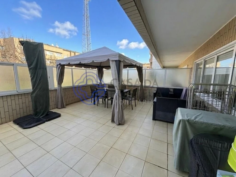 Apartamento T2 para Venda em Rio Meão Foto 1