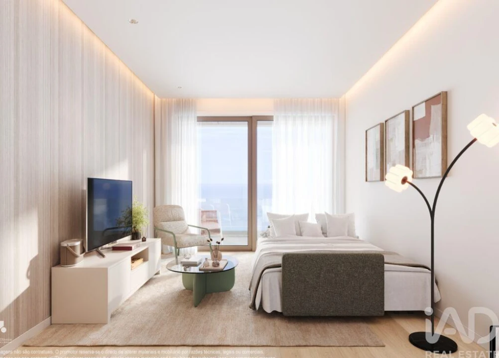 Apartamento T1 para Venda em Arco da Calheta Foto 4