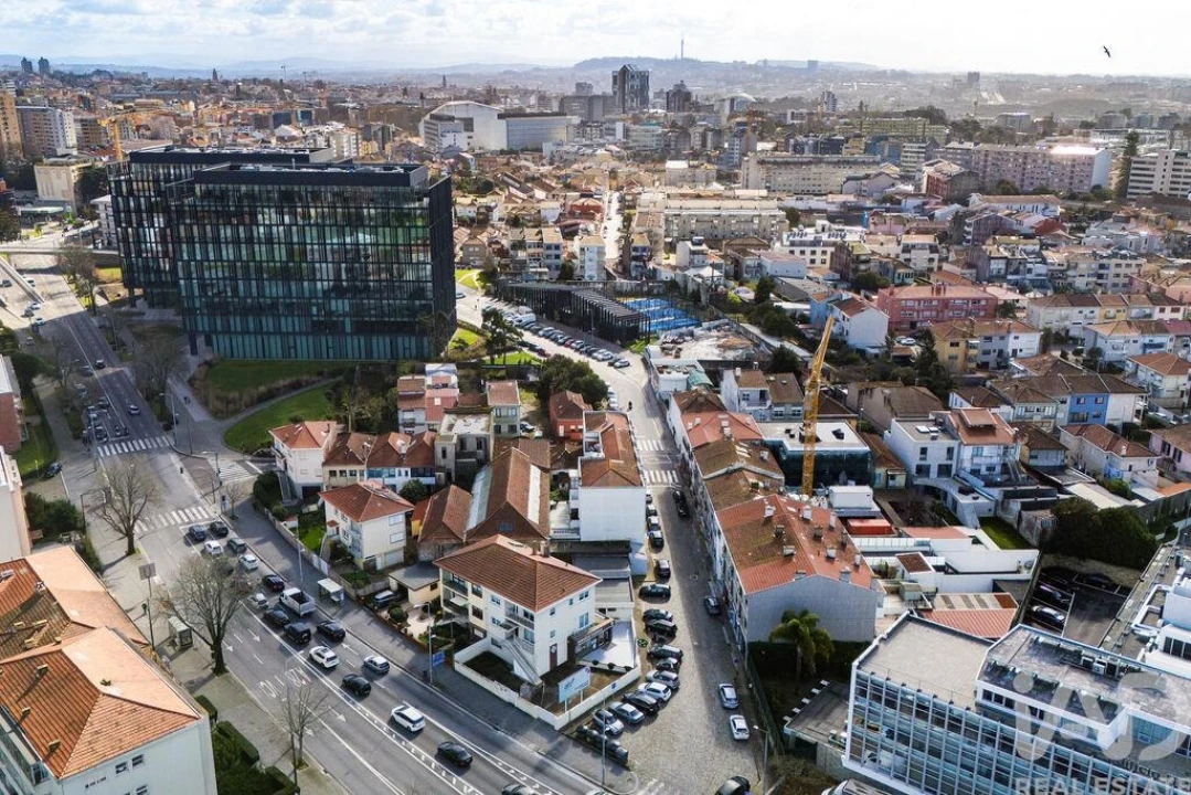 Armazém para Venda em Ramalde Foto 10