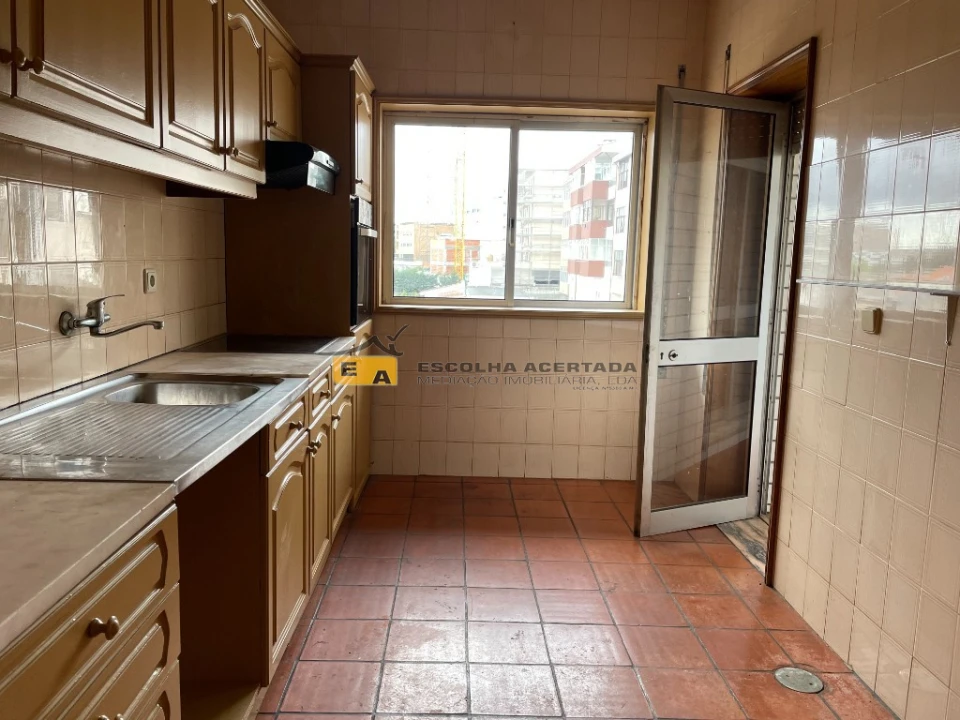 Apartamento T2 para Venda em Cidade da Maia Foto 1