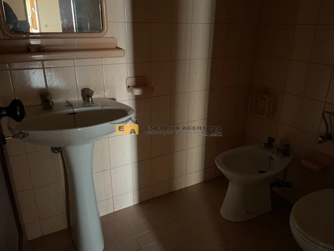 Apartamento T2 para Venda em Cidade da Maia Foto 14