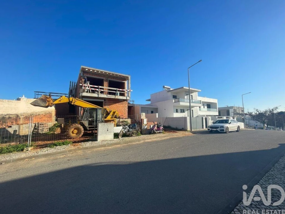 Moradia T4 para Venda em Portimão Foto 3