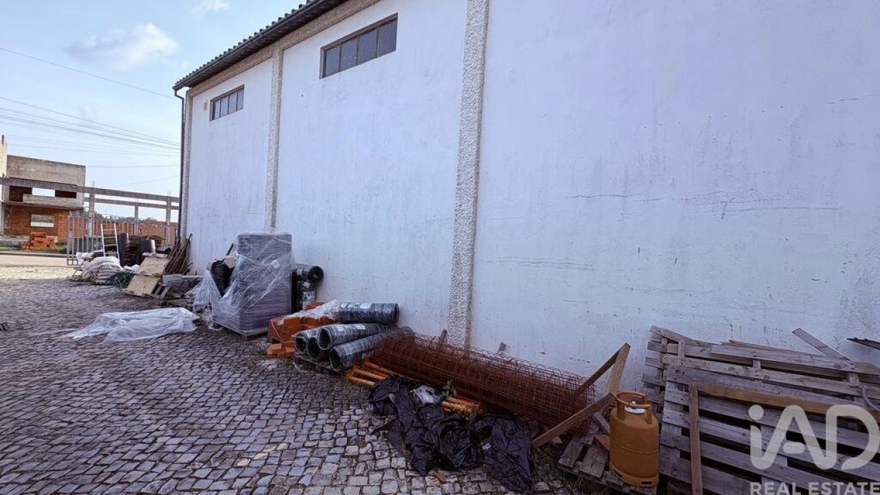 Loja para Venda em Pedrogão Grande Foto 27