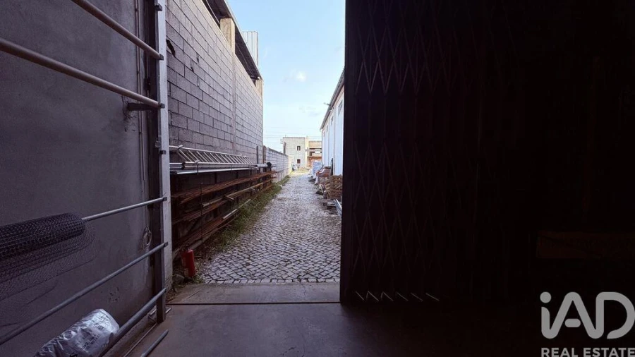 Loja para Venda em Pedrogão Grande Foto 24